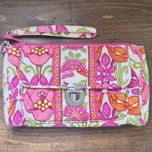 Vera Bradley Lilli Bell pushlock clutch